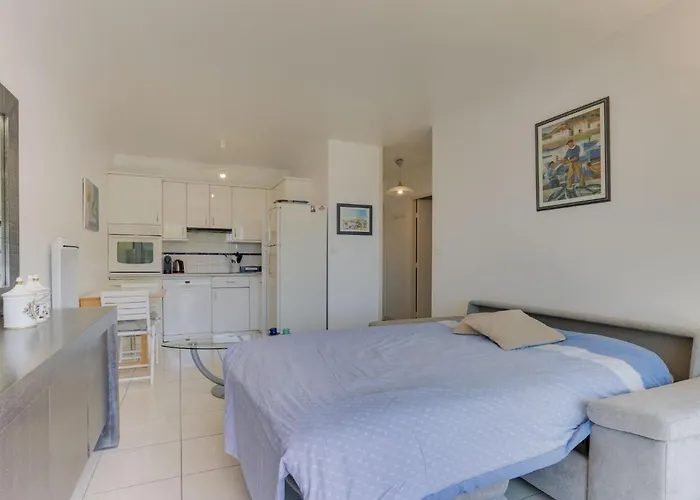Apartment Le Clos Saint Vincent-1 By Interhome
